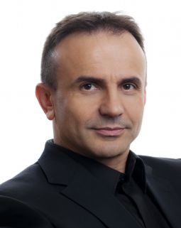 Dr. Pero Mićić, CEO